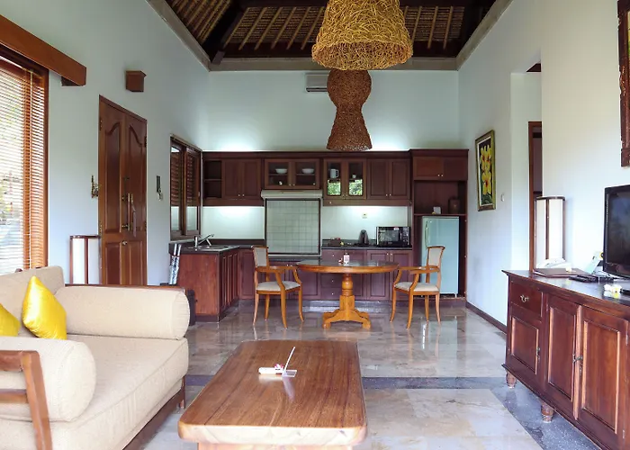 Bali Masari & Ubud Sukawati